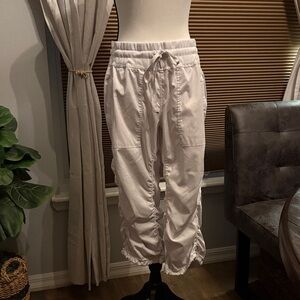 Kyodan White Cropped Pants with Drawstring
